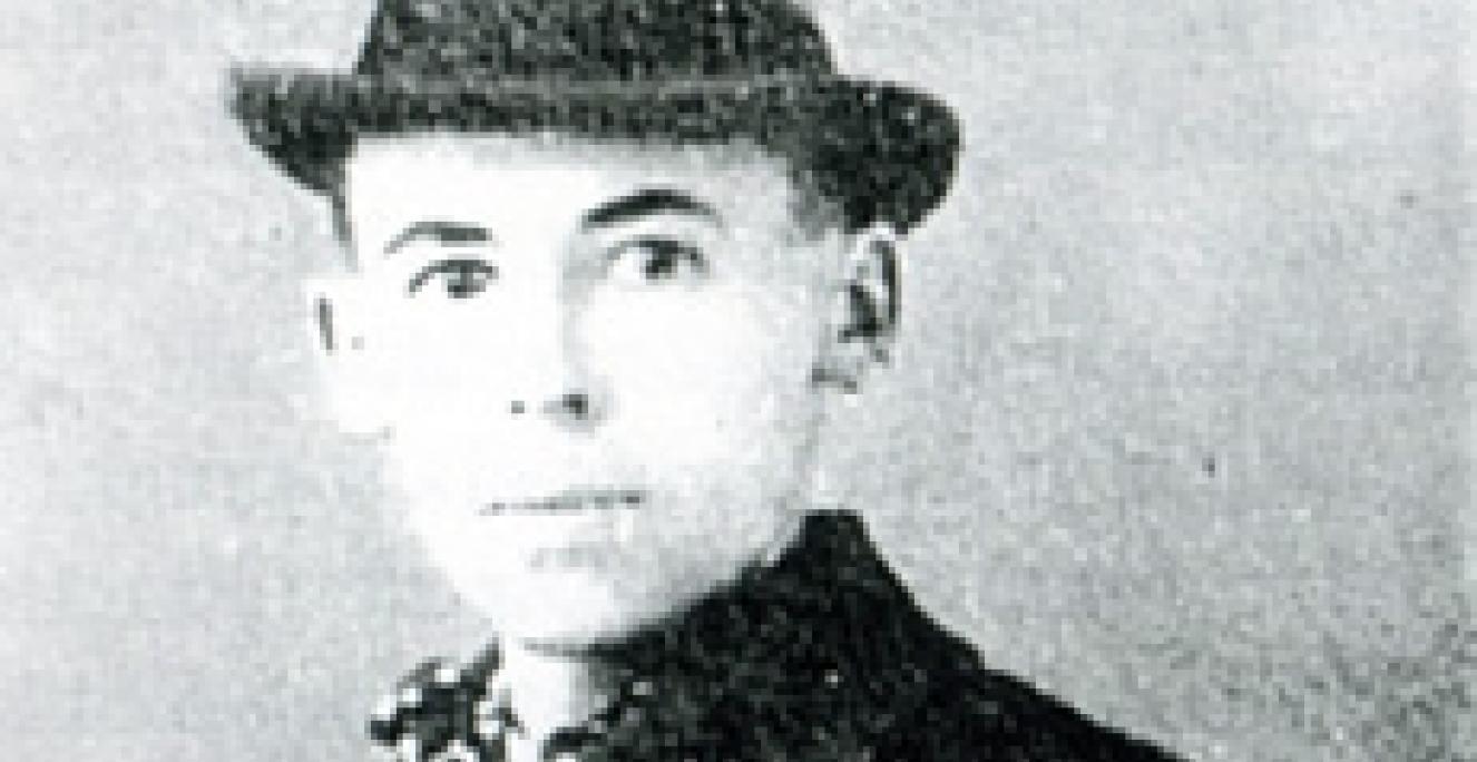 Bruno Topff (1886-1920) ledede soldaterrådet i Sønderborg, der tog magten over byen i fire dage i november 1918. Bruno Topff (1886-1920) ledede soldaterrådet i Sønderborg, der tog magten over byen i fire dage i november 1918.