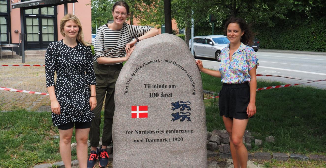 Grænseforeningen Ungdom var med, da en ny genforeningssten på Frederiksberg blev indviet i juli 2020.